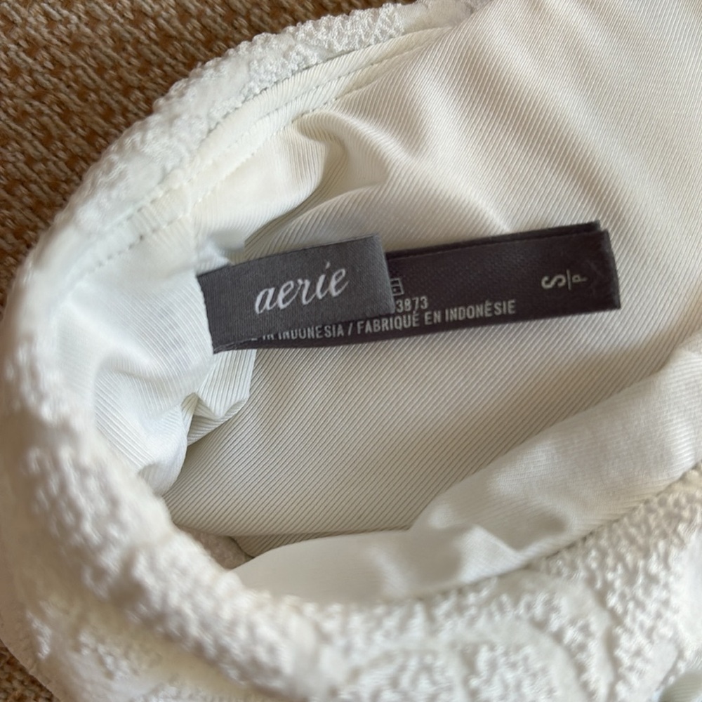 Aerie textured scoop bikini top - Picture 3 of 3